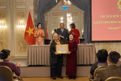 Le Vietnam et la Suisse promeuvent les activités d'amitié