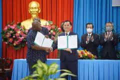 Le président de Sierra Leone se rend à An Giang