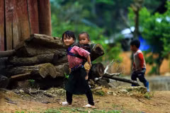 Soutenir les enfants dans les zones défavorisées