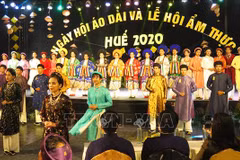 Clôture de la fête de l’« Ao dài » et du festival gastronomique de Huê 2020