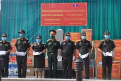 COVID-19 : dons pour des Vietnamiens au Cambodge et des militaires au Laos
