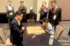 Le joueur d'échecs vietnamien Lai Ly Huynh remporte le championnat d'échecs chinois du monde 2023