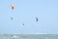 Ninh Thuan lancera la Semaine internationale du kitesurf 2022