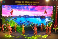 Ouverture du Festival mondial du cirque d’Ha Long 2019