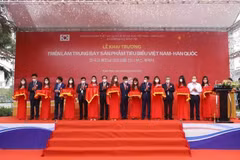 Exposition de produits typiques Vietnam – R. de Corée à Thanh Hoa