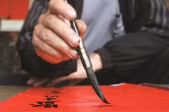 La calligraphie en quôc ngu, une tendance à maintenir