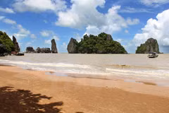 Hon Phu Tu (Les rochers de père et de fils), destination attrayante de Kiên Giang