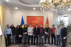Solidarité avec la communauté vietnamienne d'Ukraine 