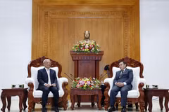 Une délégation du Comité de la paix du Vietnam en visite au Laos