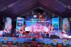 Exposition de photos et spectacle musical marquant la coopération Vung Tau – Gunsan