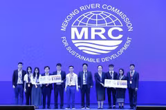 Le Vietnam remporte deux prix à un concours de technologies de surveillance des rivières 