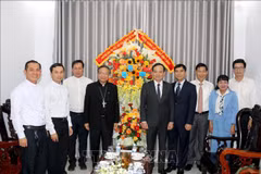 Un vice-Premier ministre adresse ses meilleurs vœux Noël aux catholiques de Binh Thuan et Dong Nai