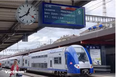 Le ministère des Transports se concentre sur la construction de la ligne ferroviaire Nord-Sud à grande vitesse. Photo : VietnamPlus