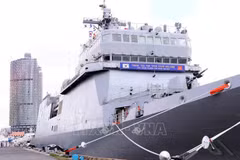Deux navires de la Marine sud-coréenne en visite d’amitié à Hô Chi Minh-Ville
