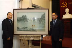 Le Vietnam aide le Laos à restaurer des œuvres d'art