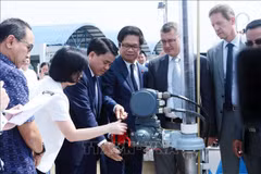 Inauguration d'une usine exploitant les eaux de surface du fleuve Duông