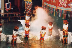 L'art des marionnettes sur l’eau du Vietnam séduisent les Français