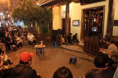 Forte vitalité du "ca trù" dans le vieux quartier de Hanoi