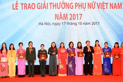 Les Prix des Femmes vietnamiennes 2017 remis à 18 individus et collectivités