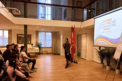 Ouverture de la première classe de langue vietnamienne aux Pays-Bas