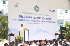Un programme aide à assurer de l'eau potable aux écoles