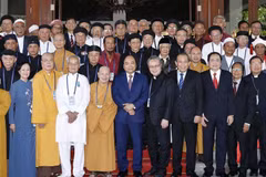 Le PM rencontre des dignitaires et subordonnés religieux exemplaires