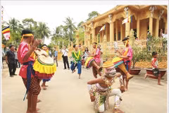 Ouverture de la fête Ok Om Bok des Khmers à Tra Vinh
