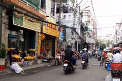 Hô Chi Minh-Ville : plus de 7.000 infractions à l’occupation des trottoirs sanctionnées 