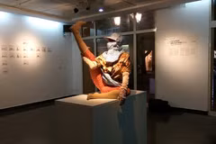 Installation : "Le sourire de la mutation" en exposition à Hanoï