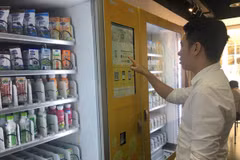HCM-Ville: Toromart, le dépanneur sans vendeurs qui satisfait les clients 