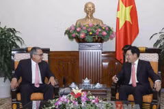 Le vice-PM Pham Binh Minh réitère la solidarité avec le peuple cubain