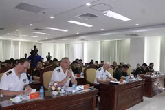 Vietnam-France : échange d’expériences sur les opérations de paix de l’ONU