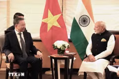 Le secrétaire général du Parti communiste du Vietnam (PCV) et président vietnamien, Tô Lâm, rencontre à New York le Premier ministre indien Narendra Modi. Photo: VNA