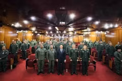 Délégués au débat. Photo: ambassade du Vietnam au Venezuela