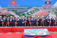 Cérémonie de mise en chantier du centre de désintoxication dans la province de Vientiane, le 12 juillet. Photo : VNA 