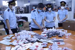 Le Département général des douanes du Vietnam se coordonne avec les agences concernées pour organiser la mise en œuvre la phase 6 de l’opération Dragon du Mékong. Photo : VNA