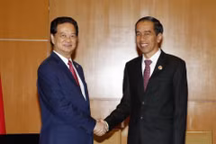 Entrevue entre le PM vietnamien et le président indonésien 