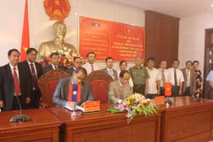 Gia Lai et Champassak signent un mémorandum de coopération pour le développement