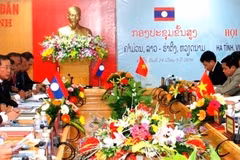 Intensifier la coopération entre Hà Tinh et Khammouane (Laos)