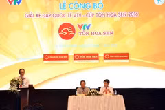 Seize équipes cyclistes à la Coupe VTV-Hoa Sen 2016