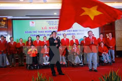 Les sportifs vietnamies partent pour les Jeux paralympiques de Rio 2016 