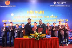 Hà Giang coopère avec le groupe VNPT pour construire une ville intelligente