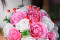 L’art de la fabrication des fleurs d'argile