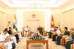Les marines vietnamienne et indienne renforcent leur coopération 
