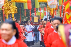 Têt: reconstitution de la cérémonie d'offrande du "Ngự lịch" pour l'Année du Tigre 2022