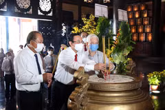 Ho Chi Minh-Ville: rencontre en l’honneur des révolutionnaires de Saigon - Cho Lon - Gia Dinh