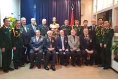 Le 77e anniversaire de la fondation de l’Armée populaire du Vietnam célébré en Ukraine