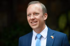 Environnement: L'ambassadeur du Royaume-Uni au Vietnam à l’honneur