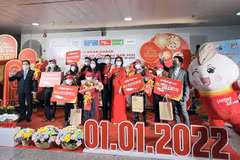 Des localités vietnamiennes accueillent leurs premiers touristes de 2022