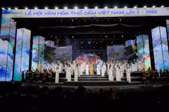 Clôture du 2e Festival de la culture du « thô câm » du Vietnam